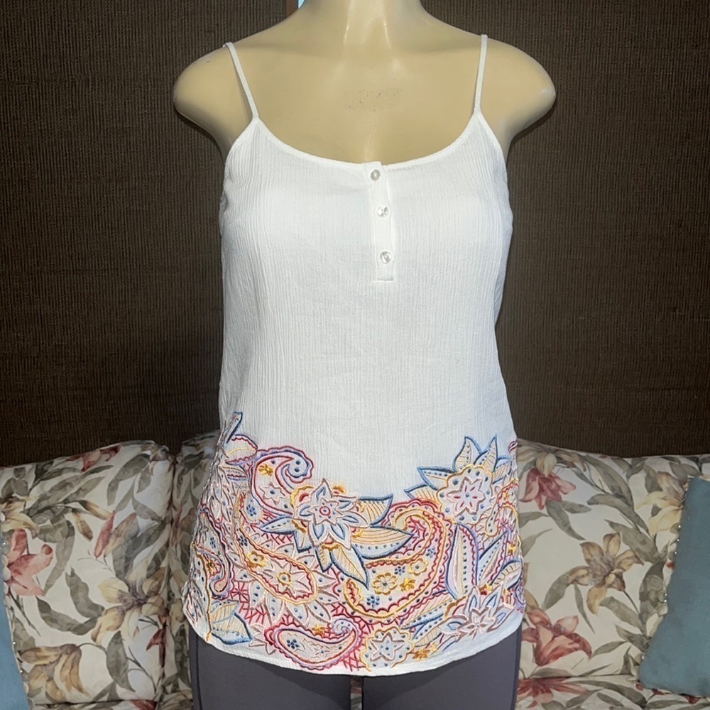 Market & Spruce Embroidered Henley Top